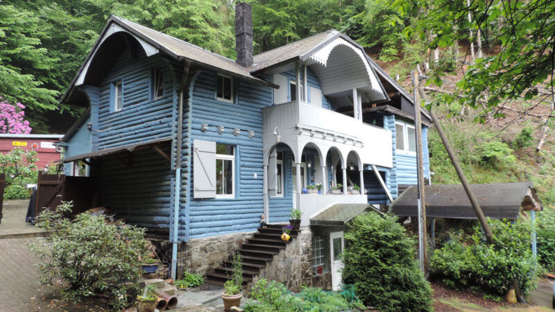 „Das blaue Haus“ in Altena